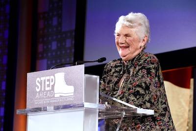 Anna-Hess-speaking-at-2017-STEP-Ahead-Award-Ceremony-photo-by-National-Association-of-Manufacturers