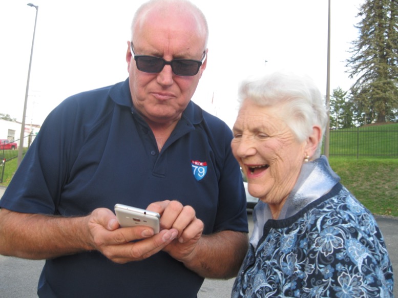 rosie-the-riveter-Anna-Hess-sharing-the-liberation-trail-expirence-w-bus-driver-Steve-Marsh-from-Wales-777