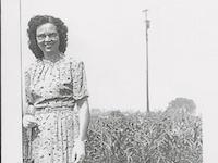 rosie-the-riveter-Della-Imogene-Caldwell-200