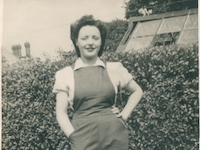 rosie-the-riveter-Dot-Foster-200