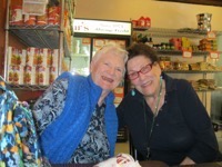 rosie-the-riveter-anna-hess-and-june-robbins-philadelphia-pa-200