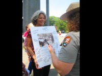 rosie-the-riveter-ring-a-bell-poster-arlington-va-15-200